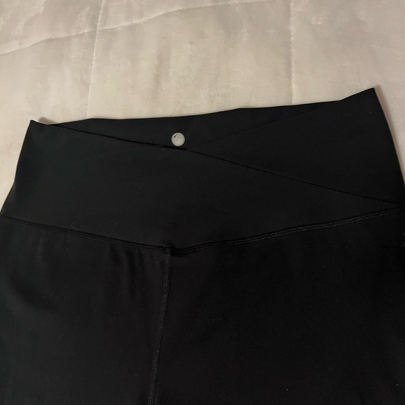 Yogalicious Jet Black Athletic Shorts - Picture 3 of 5